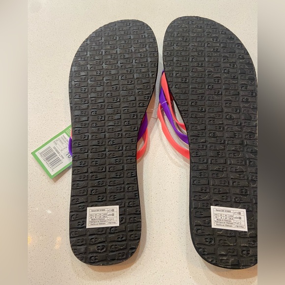 NWT Sanuk Thong Yoga Salty Sandals Size 10 - Picture 2 of 4